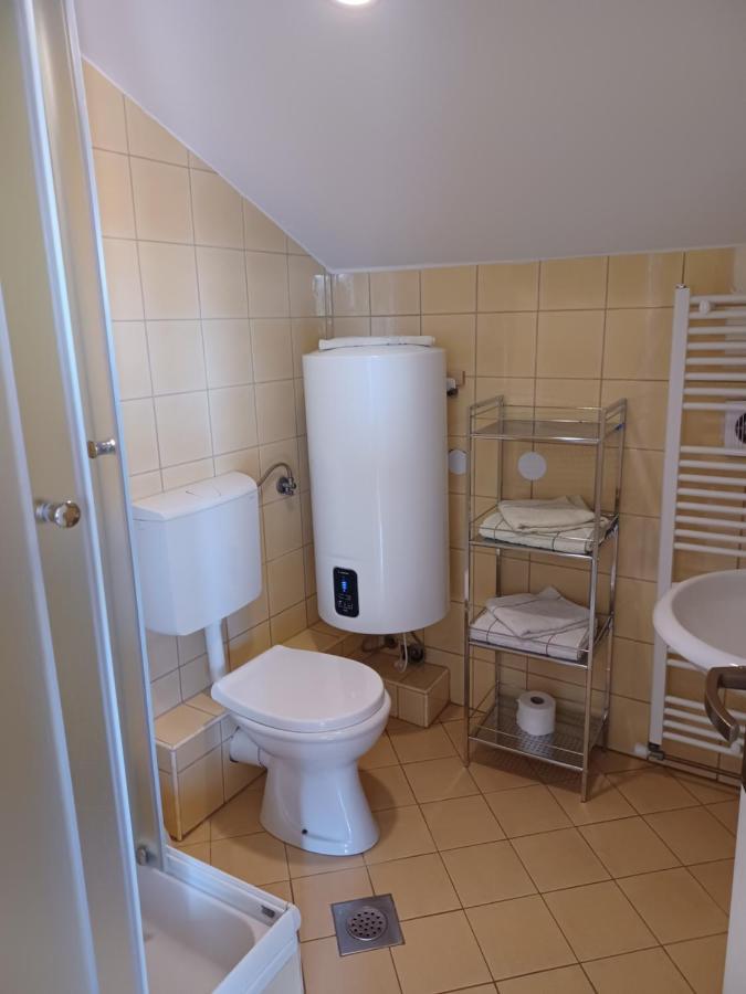 Apartman Alen Podhum Екстер'єр фото
